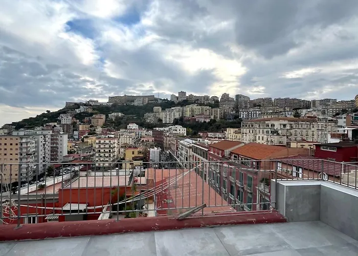 Na Bella Vista Rooftop-b&b نابولي