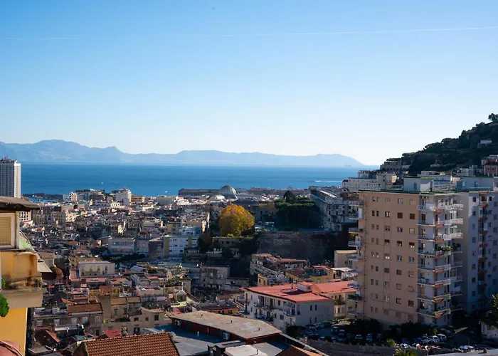 Na Bella Vista Rooftop-b&b بيت ضيافة نابولي