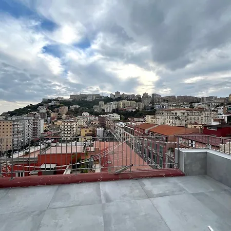 Na Bella Vista Rooftop-b&b נאפולי