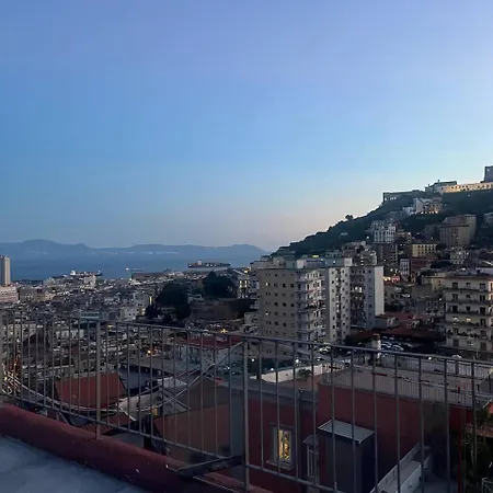 Na Bella Vista Rooftop-b&b בית הארחה