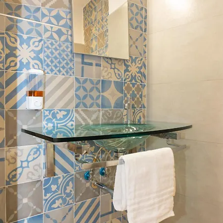 Na Bella Vista Rooftop-b&b בית הארחה 4*